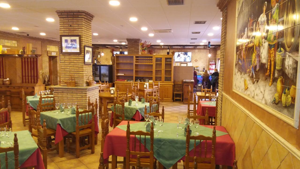 Hostal ססניה מראה חיצוני תמונה